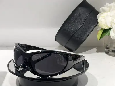 Balenciaga Sunglasses — USFans Spreadsheet photo
