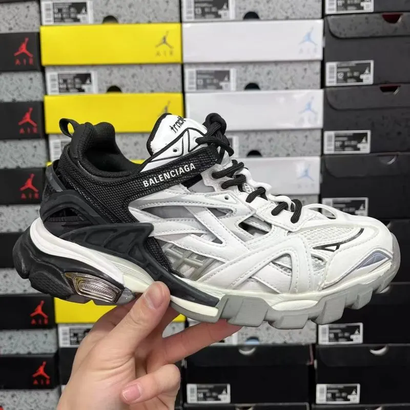 Balenciaga Track (More CW) — USFans Spreadsheet photo 1
