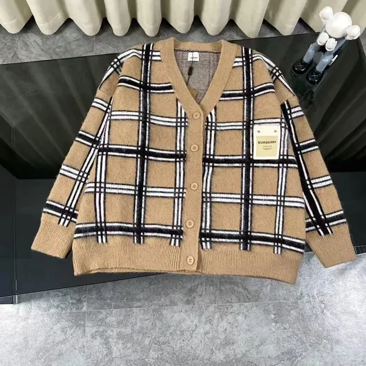 Burberry — USFans Spreadsheet photo 1