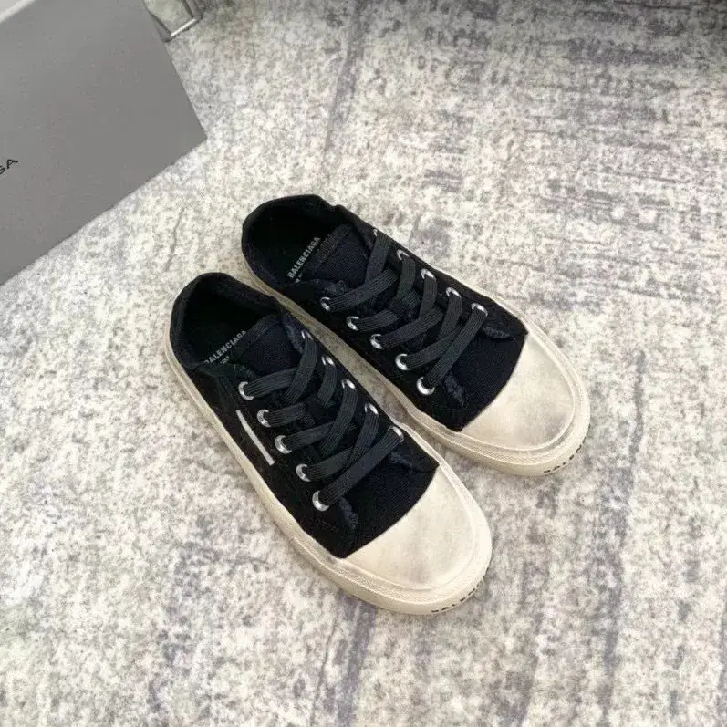 Balenciaga Paris Shoes — Black single shoes colorway — USFans Spreadsheet photo