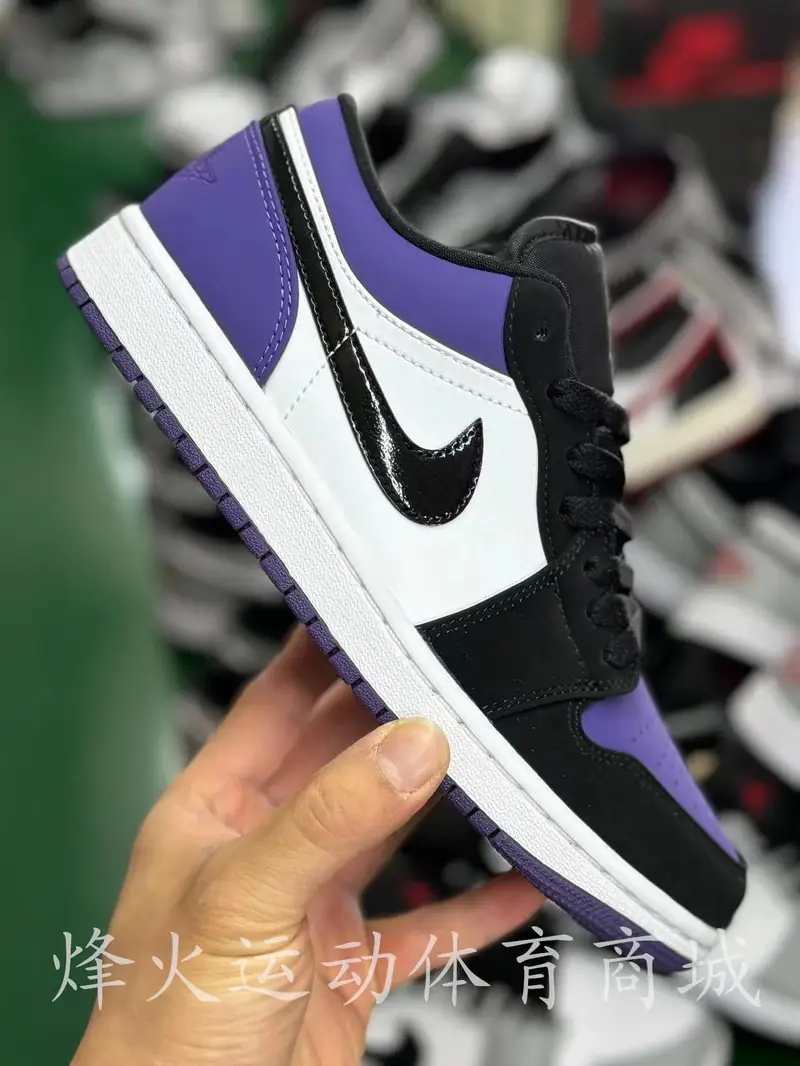 Jordan 1 Low Shoes — Black Purple Toes 553558-125 colorway — USFans Spreadsheet photo