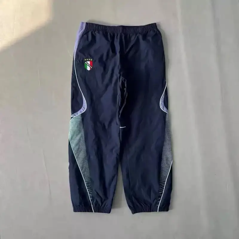 Supreme x Umbro Windbreaker Set — navy blue/Pants colorway — USFans Spreadsheet photo