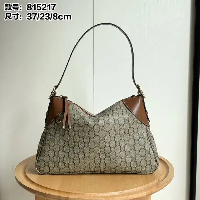 Gucci GG Emblem Bag — Brown large 37*23*8CM colorway — USFans Spreadsheet photo