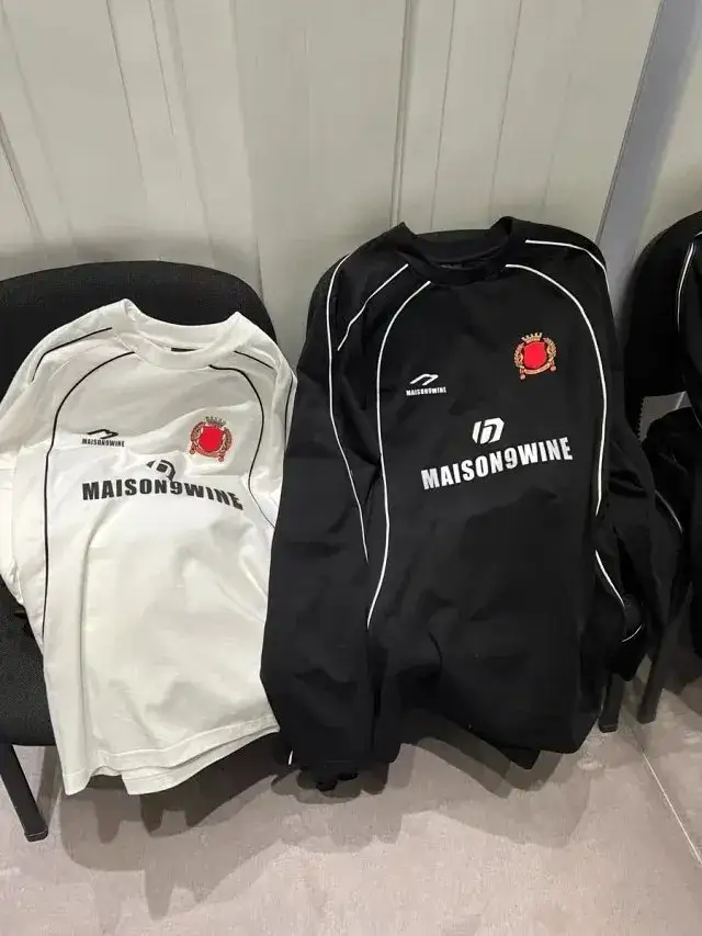 Balenciaga Soccer Long Sleeve — white colorway — Kakobuy Spreadsheet photo