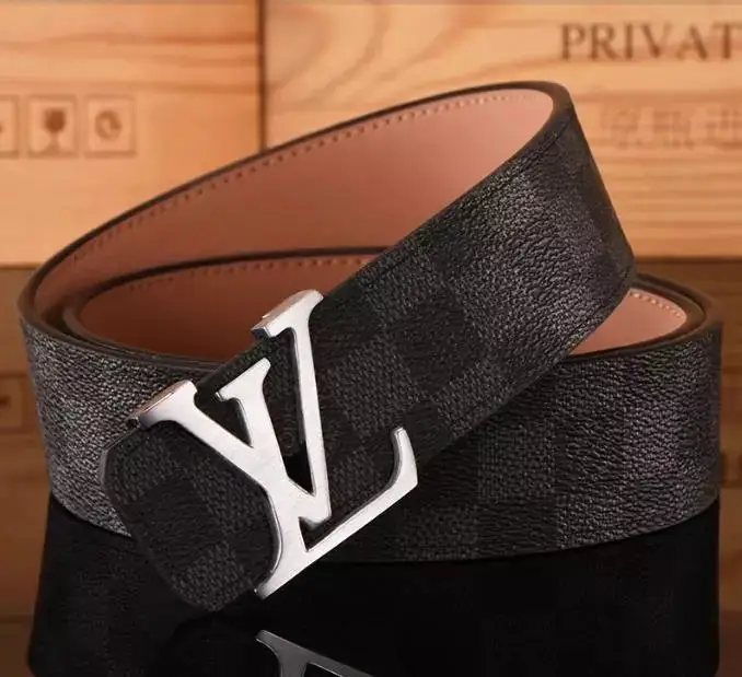 Budget LV Belt — L Classic Black Checker Silver Button colorway — USFans Spreadsheet photo