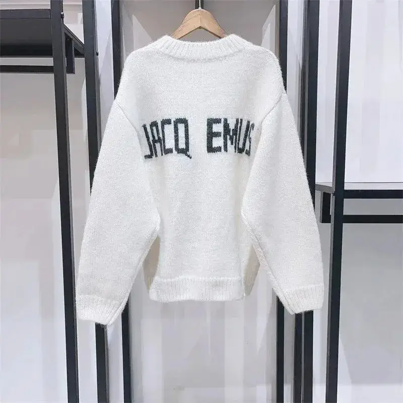 Jacquemus Sweater — White. colorway — Kakobuy Spreadsheet photo