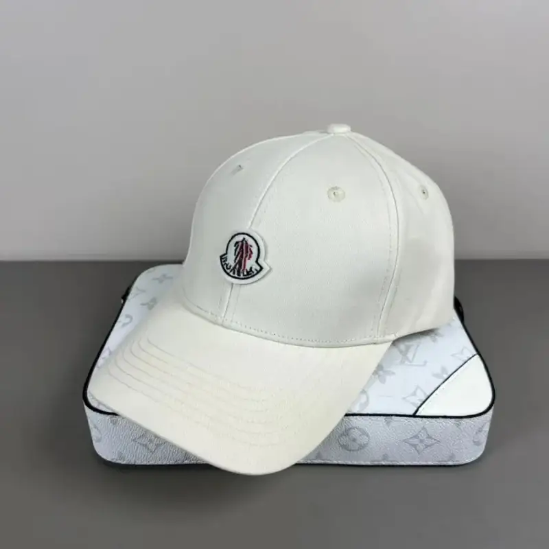 moncler cap — white colorway — USFans Spreadsheet photo