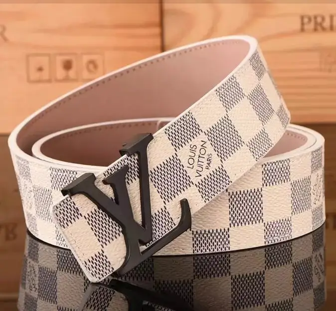 Budget LV Belt — L Classic White Checker Black Button colorway — USFans Spreadsheet photo