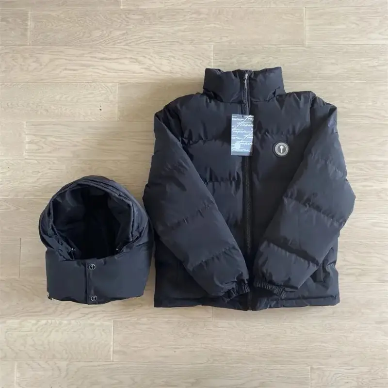 Shiny Trapstar Jacket — Classic Black Jacket colorway — USFans Spreadsheet photo