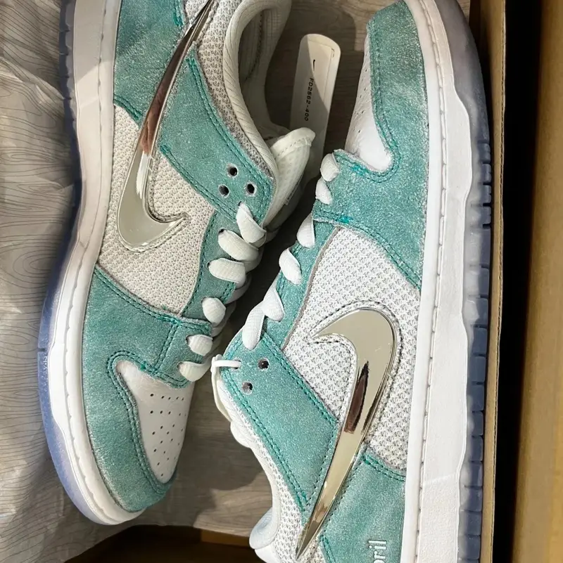 Dunk Powerpuff Shoes — Frozen Rose colorway — USFans Spreadsheet photo