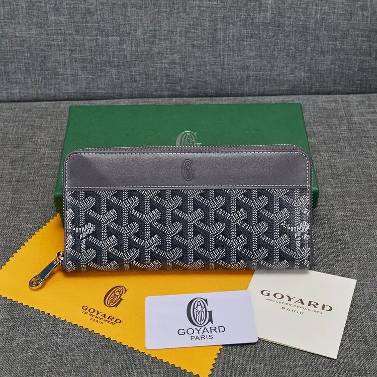 Goyard Wallet — Style 4 carbon gray colorway — USFans Spreadsheet photo