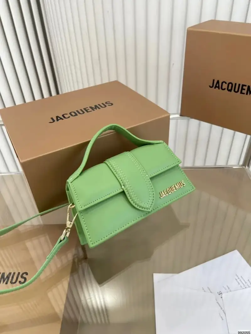 Jacquemus Handbag — Mint Green Handbag with 18cm small size colorway — USFans Spreadsheet photo
