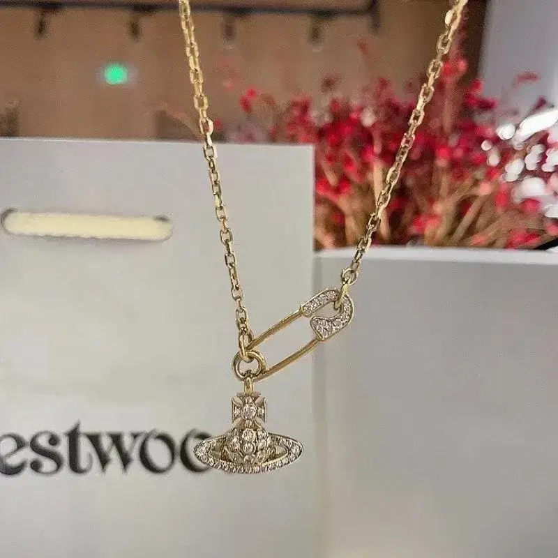 vivienne westwood necklaces — Gold Pin Necklace colorway — USFans Spreadsheet photo