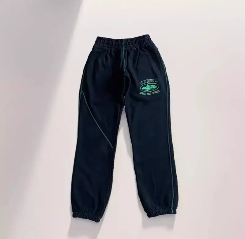 Corteiz Alcatraz Basic Triple Black Pants — Green 2 colorway — USFans Spreadsheet photo