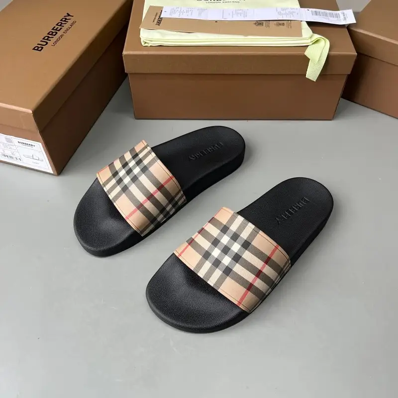 Burberry Slides — 6. colorway — Kakobuy Spreadsheet photo