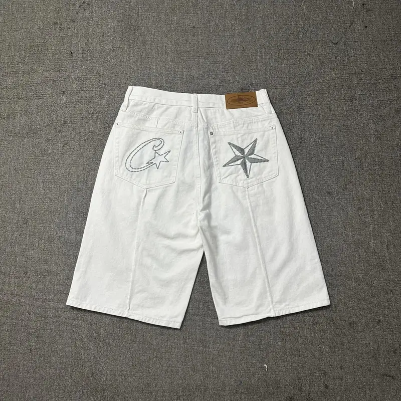 Corteiz jeans short — 8008 White colorway — USFans Spreadsheet photo