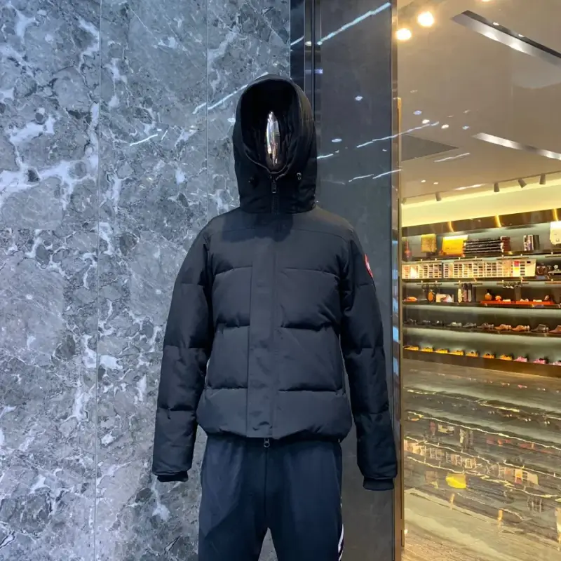 Canada Goose Wyndham Jacket — black colorway — USFans Spreadsheet photo