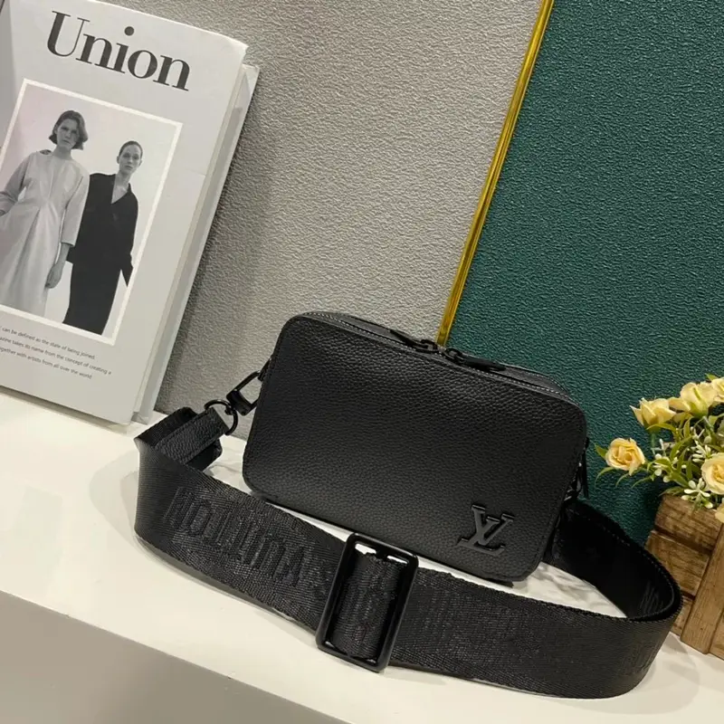 LV Bag — 11 colorway — USFans Spreadsheet photo