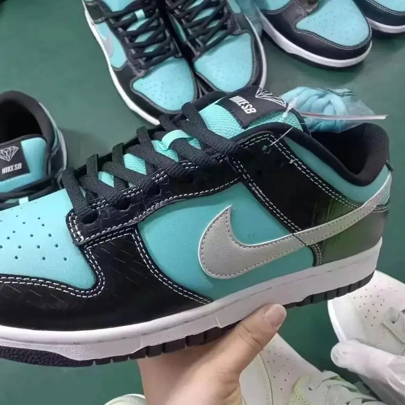 Dunk Powerpuff Shoes — Diamonds colorway — USFans Spreadsheet photo
