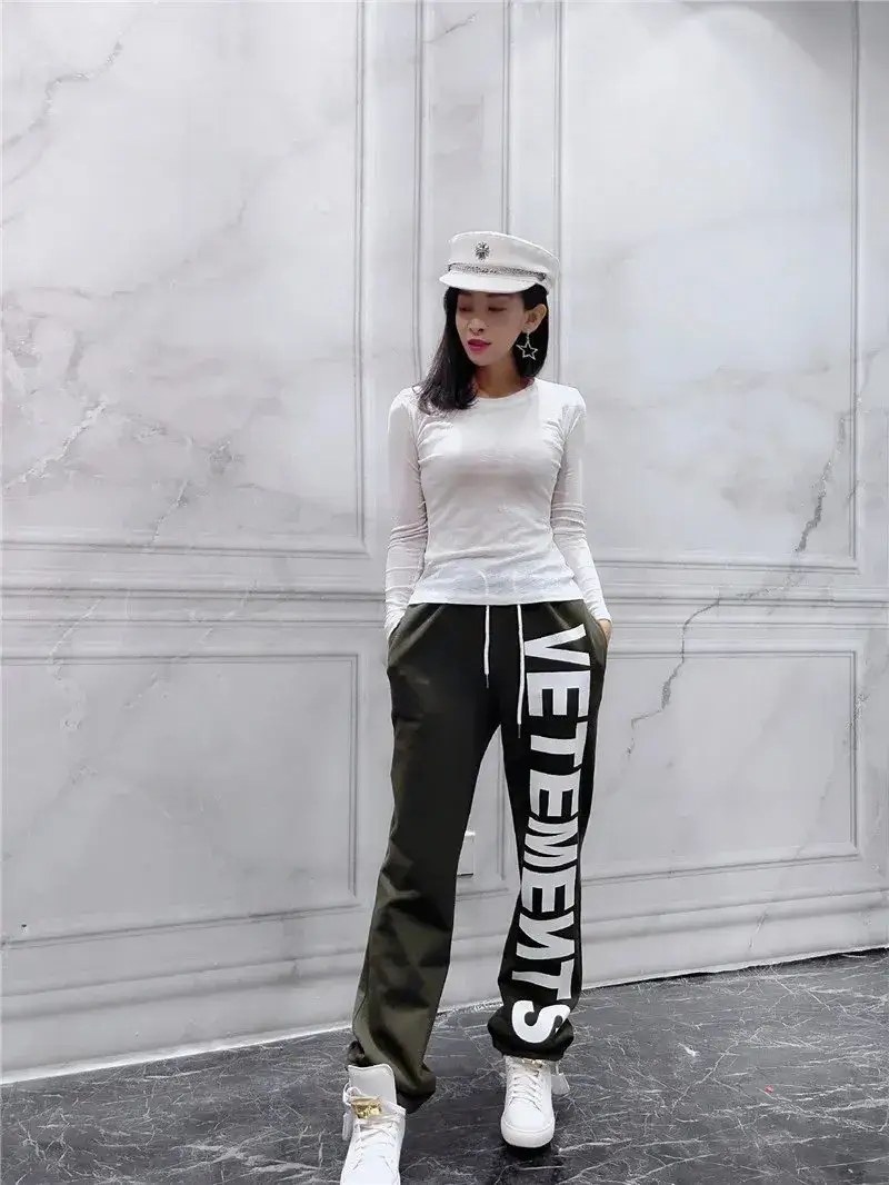 Vetements Pants — Army green, single style colorway — USFans Spreadsheet photo