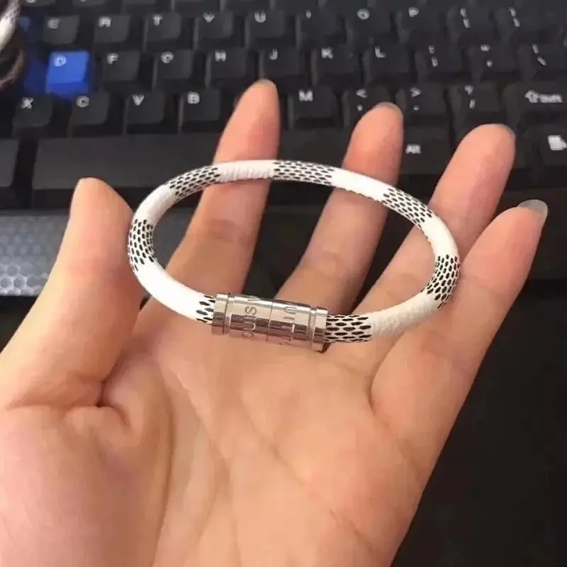 LV BRACLET — Silver buckle white grid colorway — USFans Spreadsheet photo