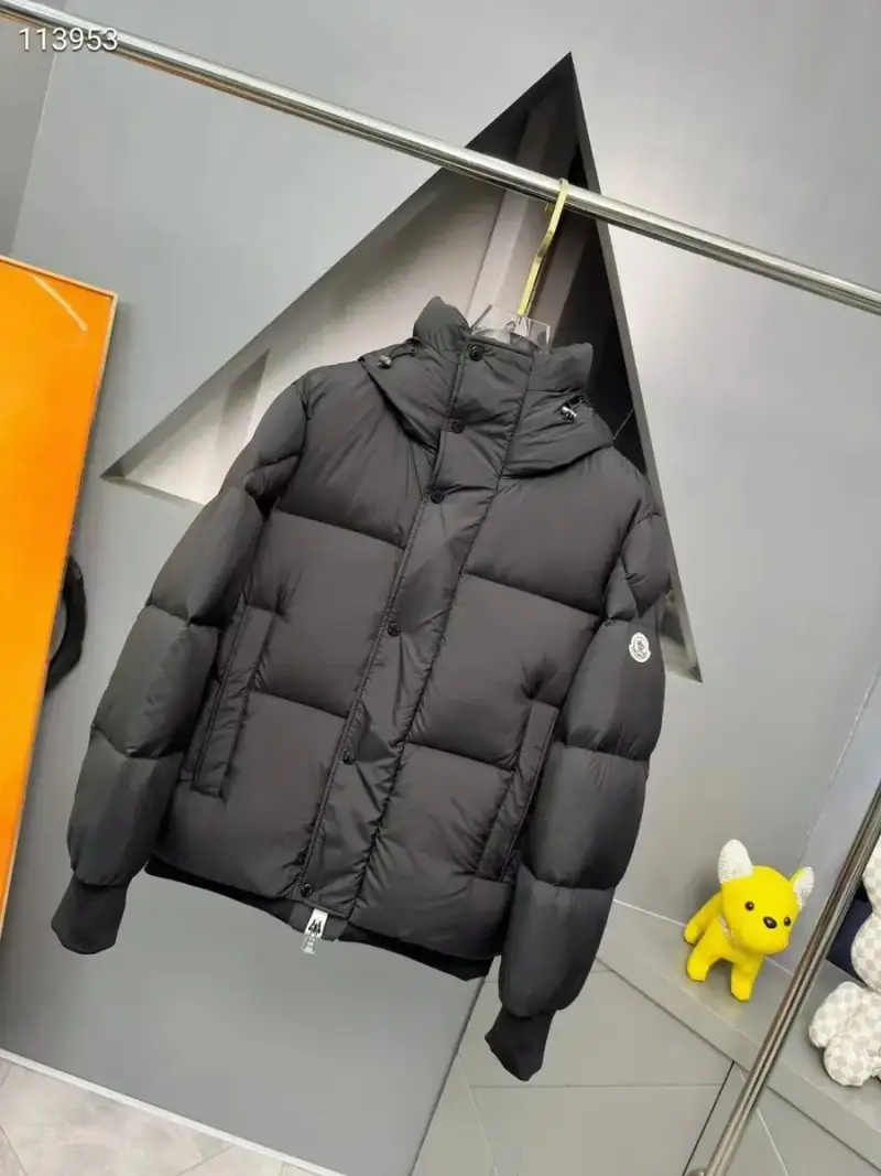 Moncler Grenoble Hyke Down Jacket — Black colorway — USFans Spreadsheet photo