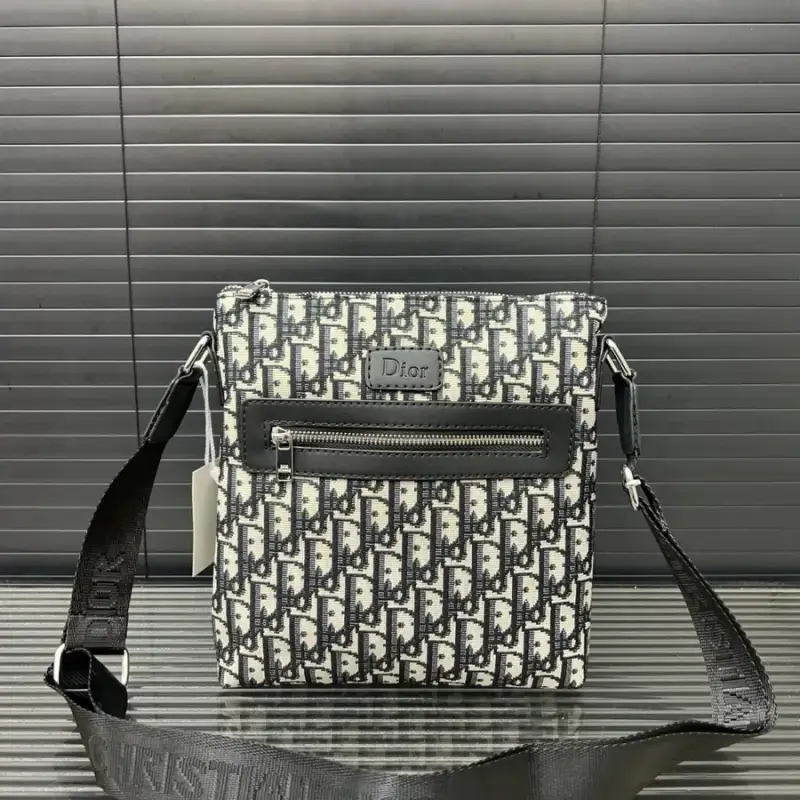 Dior Oblique Bag — 1 colorway — USFans Spreadsheet photo