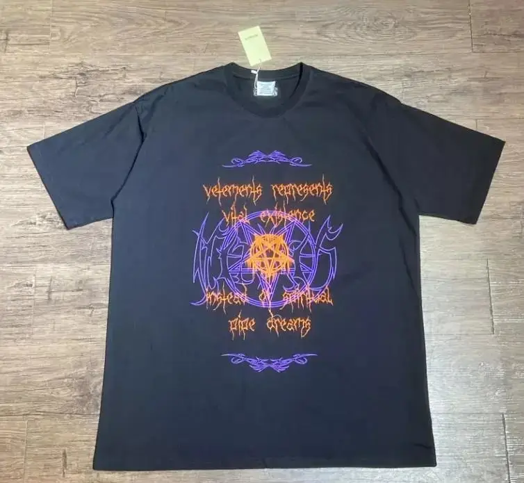 Vetements Tees — 32 colorway — USFans Spreadsheet photo