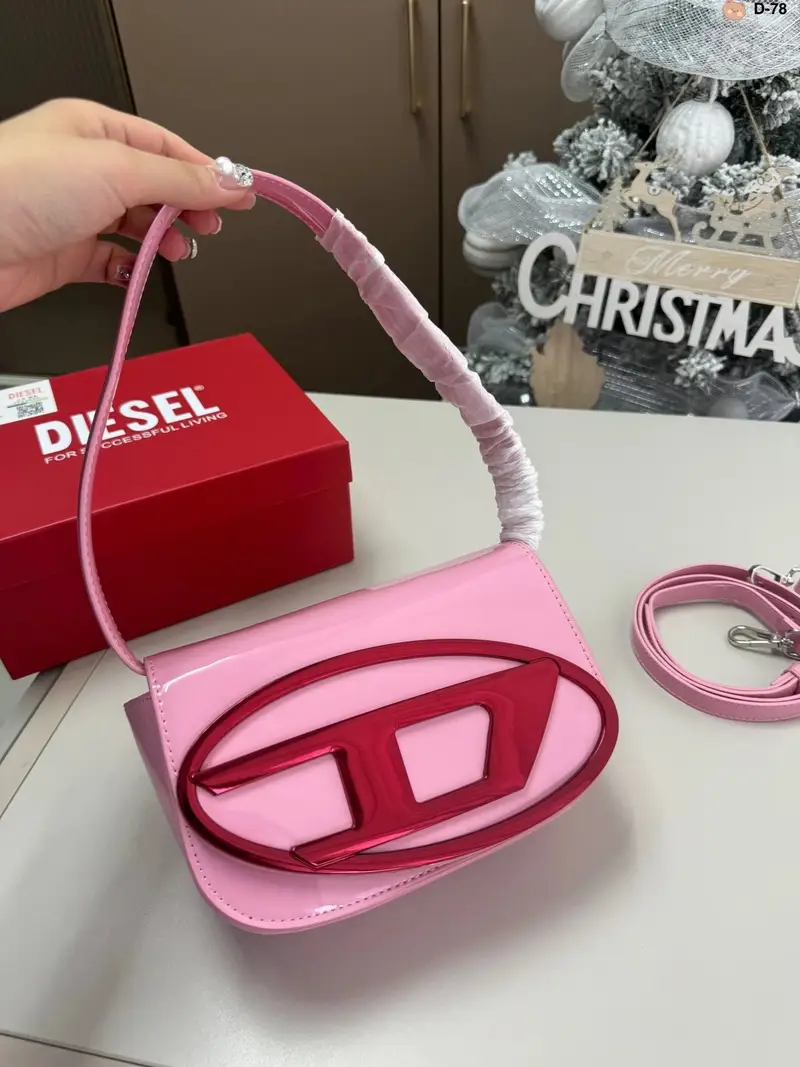 Diesel Bag — Pink colorway — USFans Spreadsheet photo