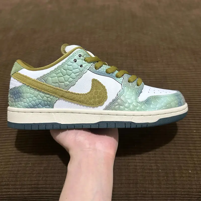 Dunk Powerpuff Shoes — Reptile colorway — USFans Spreadsheet photo
