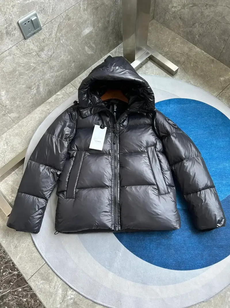 Canada Goose Crofton Puffy Black Badge — Black black label colorway — USFans Spreadsheet photo