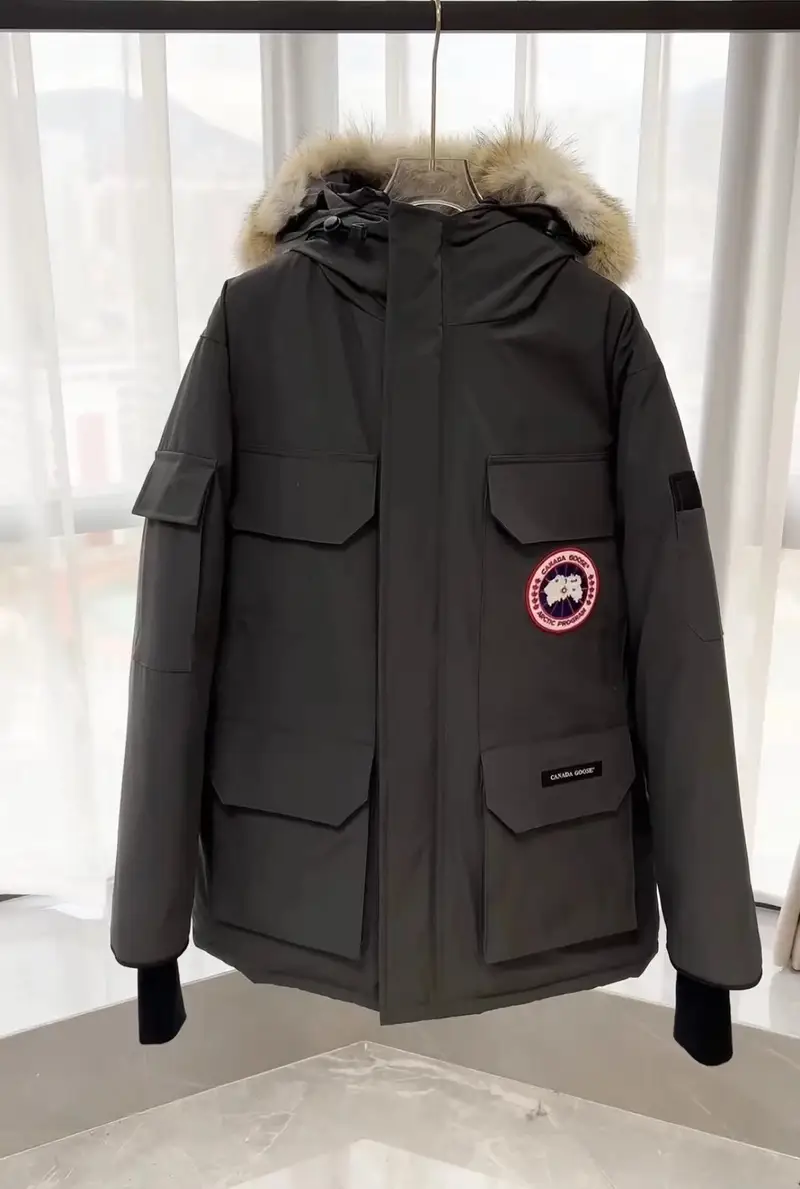Canada Goose Wyndham Jacket — Graphite gray colorway — USFans Spreadsheet photo