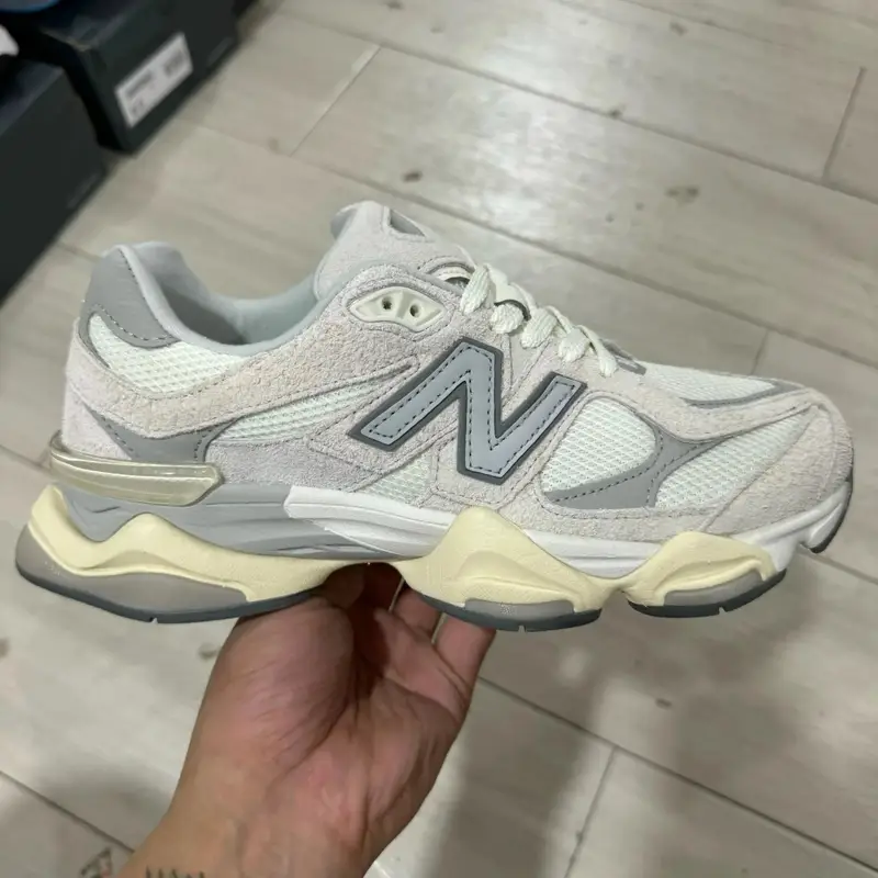 NB 9060 Shoes — 8 white ash colorway — USFans Spreadsheet photo