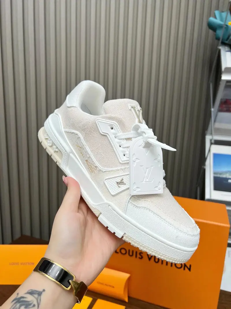 LV Trainers Brown Size — 16 colorway — Kakobuy Spreadsheet photo