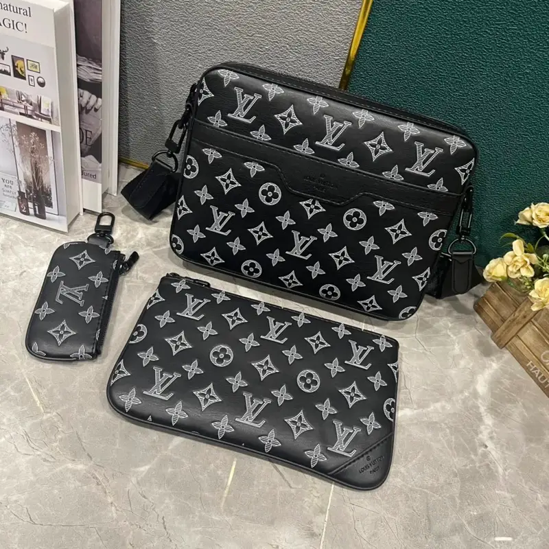 LV Bag — 6 colorway — USFans Spreadsheet photo