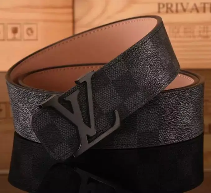 Budget LV Belt — L Classic Black Checker Black Button colorway — USFans Spreadsheet photo