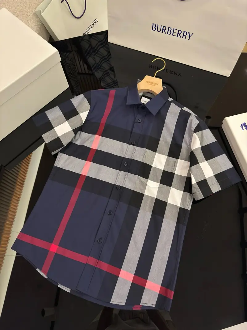 Burberry Tee — 24 colorway — Kakobuy Spreadsheet photo