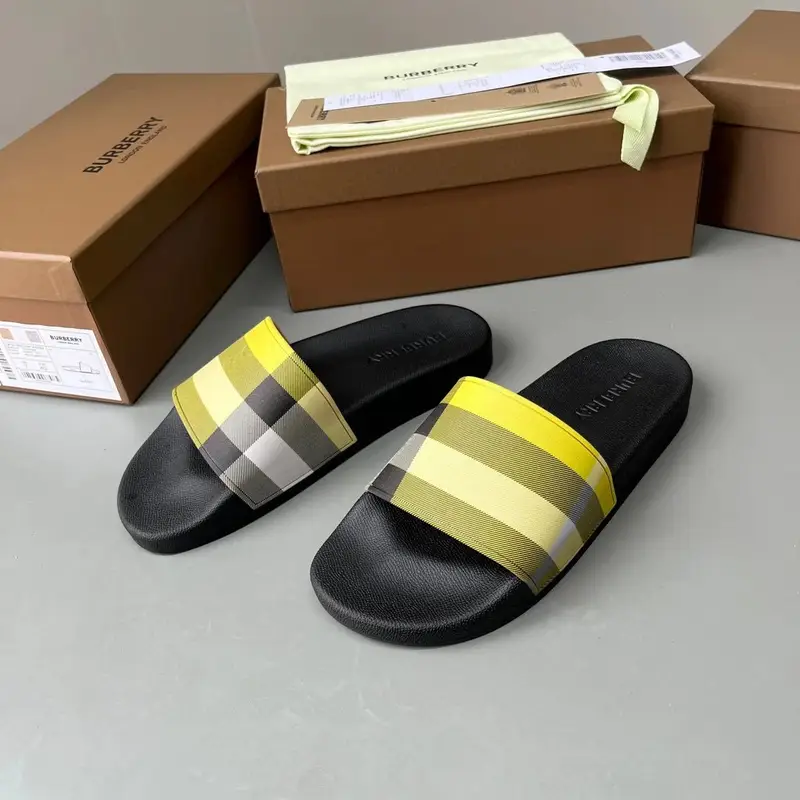 Burberry Slides — No.5 colorway — Kakobuy Spreadsheet photo