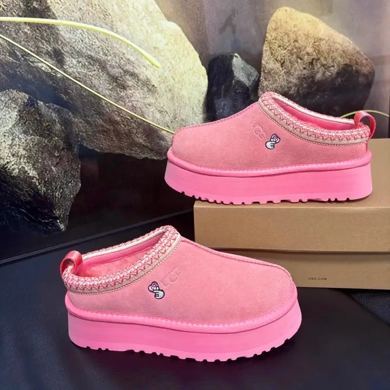 UGG Shoes — 39 colorway — Kakobuy Spreadsheet photo