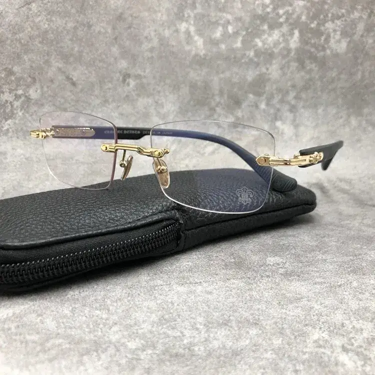 Chrome Hearts Sunglasses — Gold Frame/Black Legs colorway — USFans Spreadsheet photo
