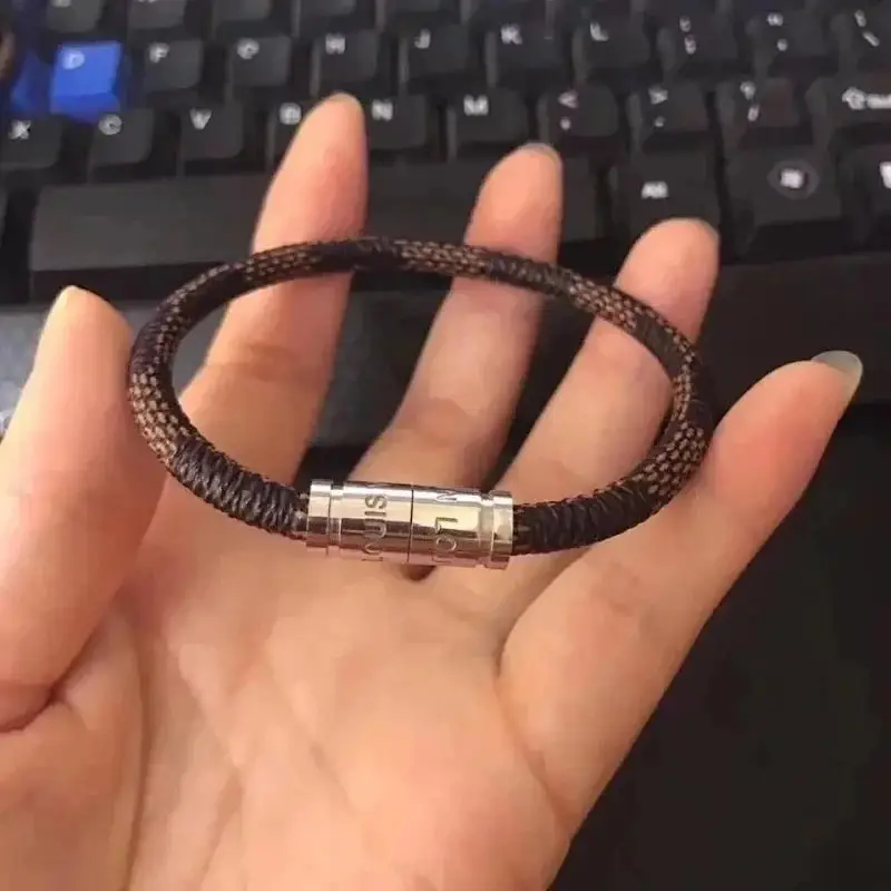 LV BRACLET — Silver buckle blue grid colorway — USFans Spreadsheet photo