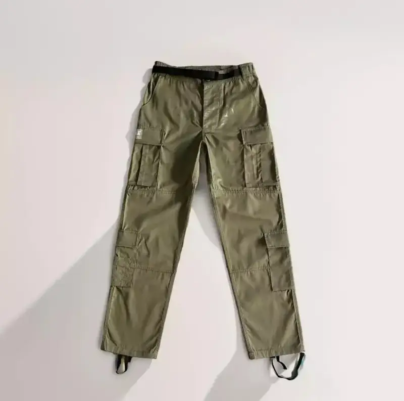 Corteiz Classic Cargo 5 Stars Black White Logo Pants — army green print colorway — USFans Spreadsheet photo