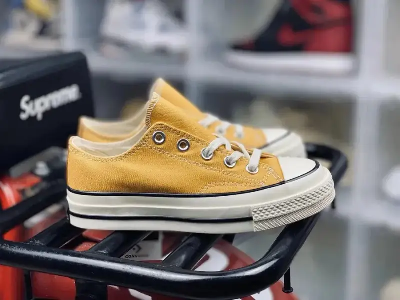 Converse Basic And CDG — deciduous yellow low side colorway — Kakobuy Spreadsheet photo