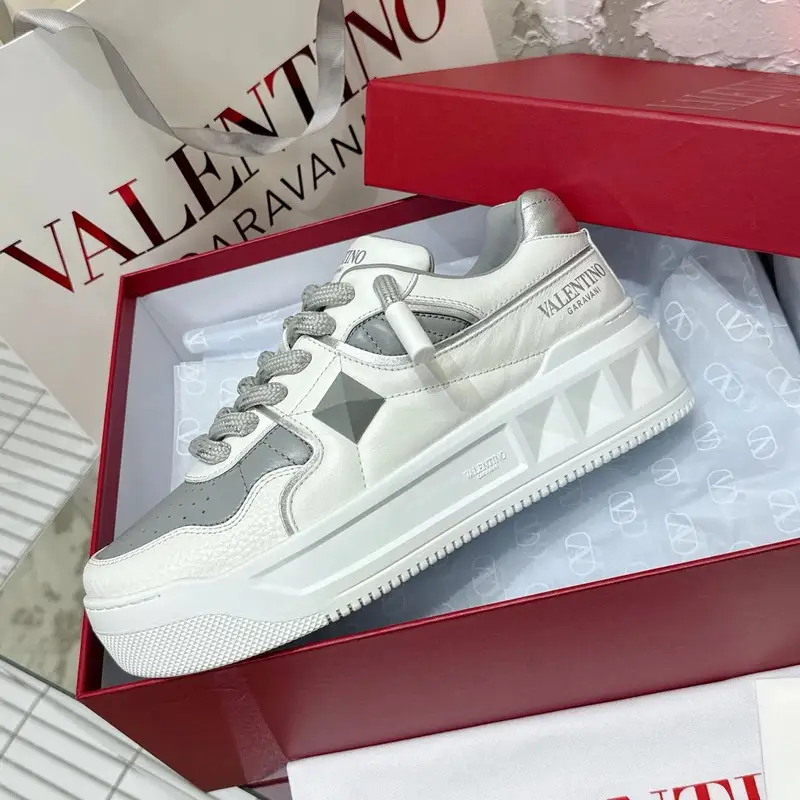 Valentino Trainers With Strap — pale colorway — USFans Spreadsheet photo