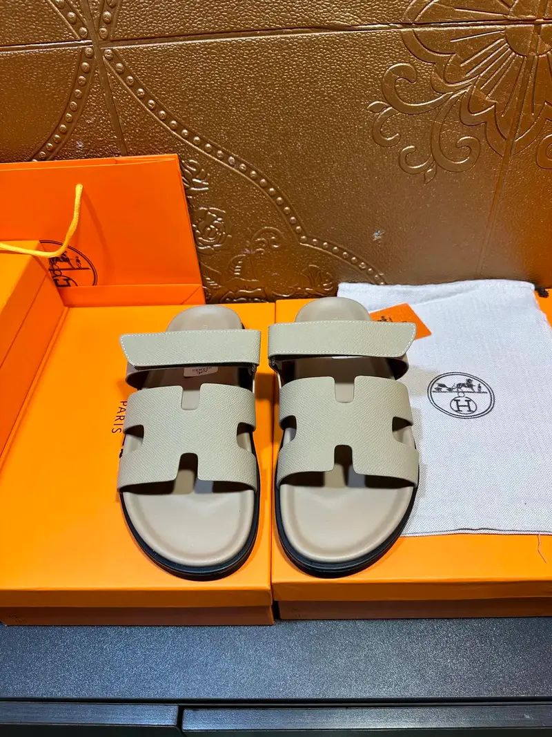 Hermes Chypre Shoes — 16 colorway — USFans Spreadsheet photo