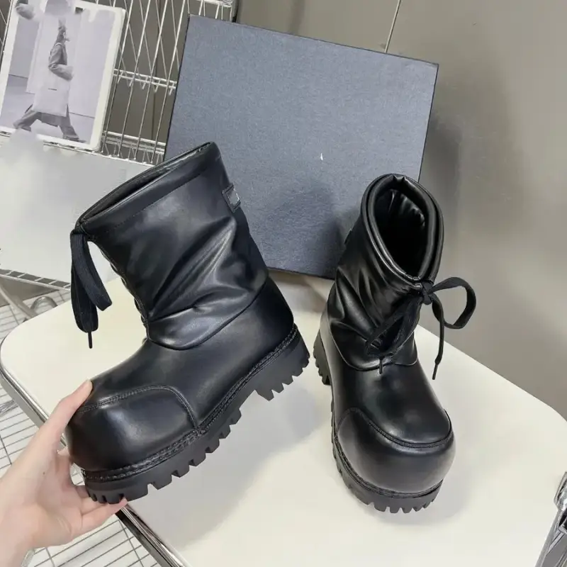 Balenciaga Alaska Ski Boots — Black 1 colorway — USFans Spreadsheet photo