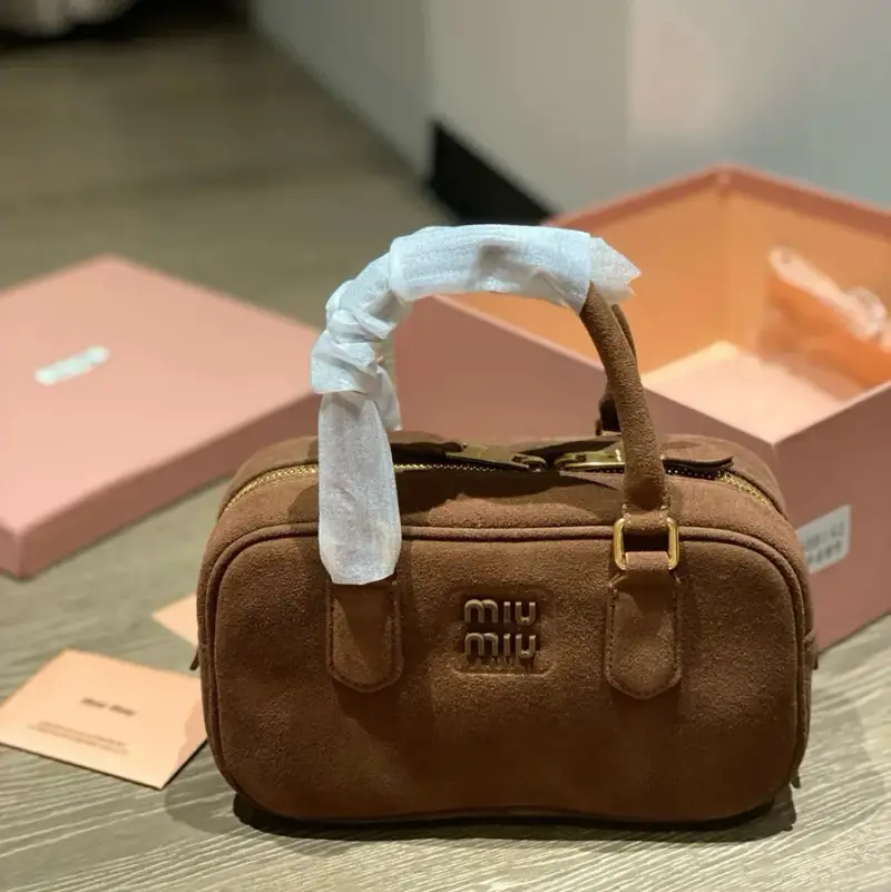 Miu Miu Bag — brown colorway — USFans Spreadsheet photo