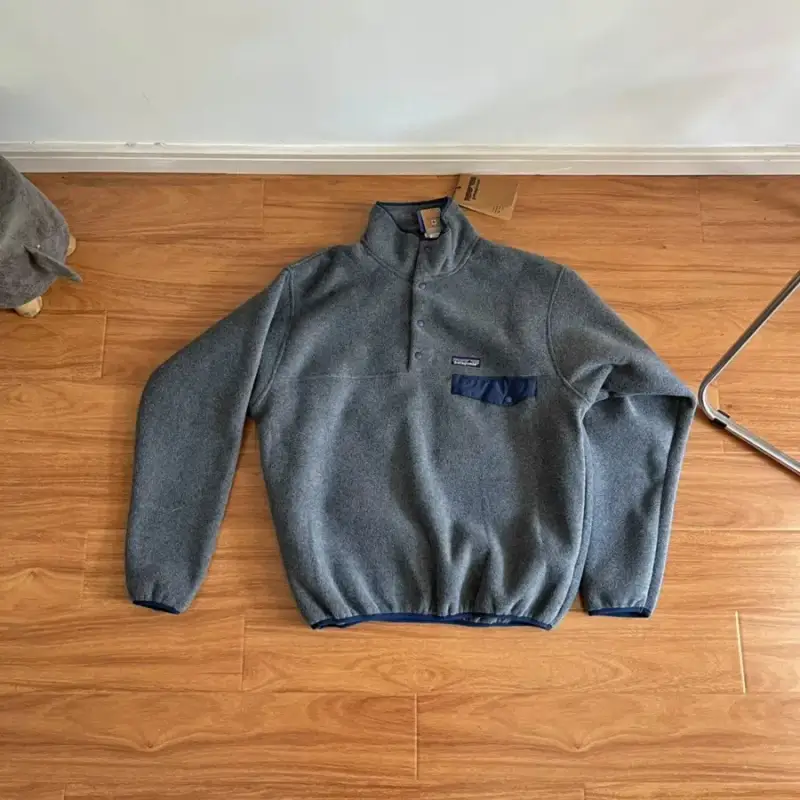 Patagonia Jacket — gray blue pocket colorway — USFans Spreadsheet photo