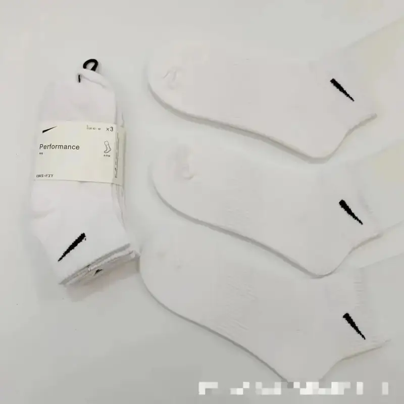 Nike Socks — Medium thick socks colorway — USFans Spreadsheet photo