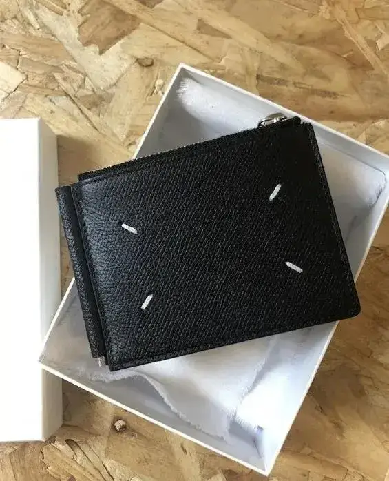 Margiela Wallet — US gold clip colorway — USFans Spreadsheet photo